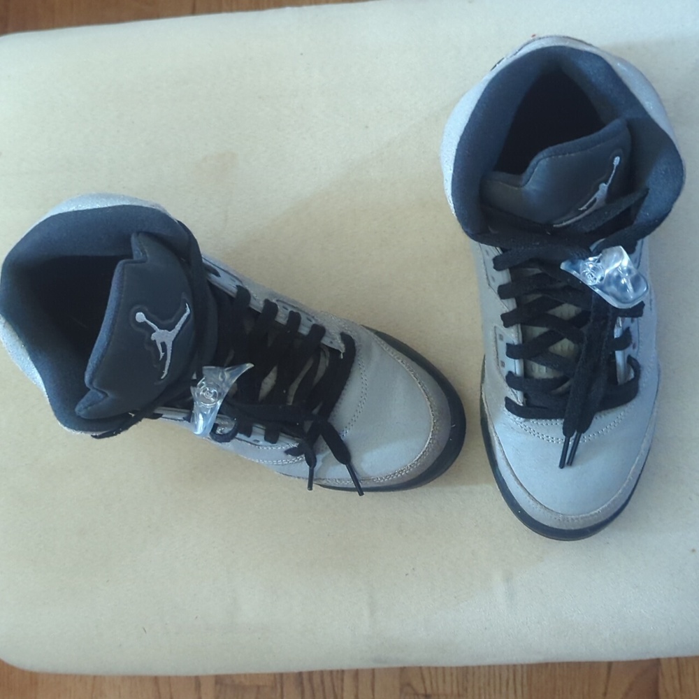 Nike Jordan 5 (wolf grey) retro